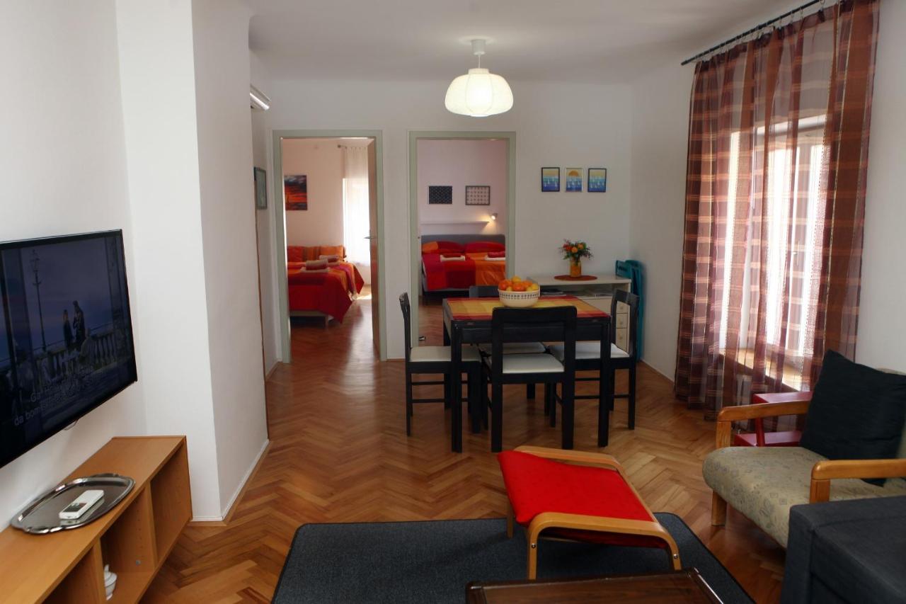 Spacious Piran Central Apartment For 5 Pax Bg מראה חיצוני תמונה