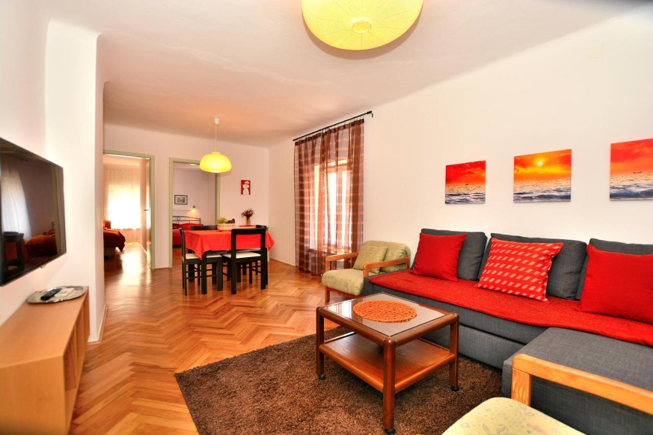 Spacious Piran Central Apartment For 5 Pax Bg מראה חיצוני תמונה